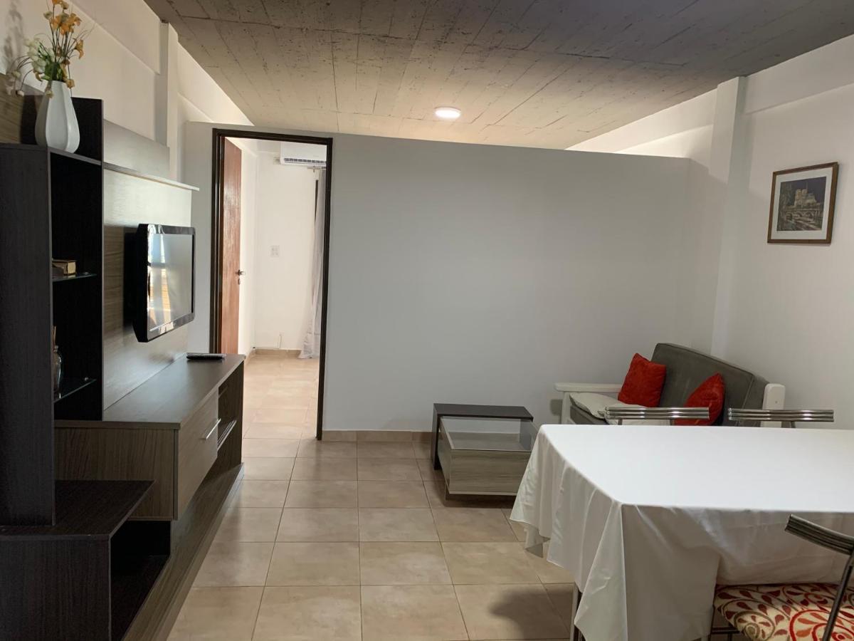 Departamento Amoblado Temporario- Posadas Mdz 6D المظهر الخارجي الصورة